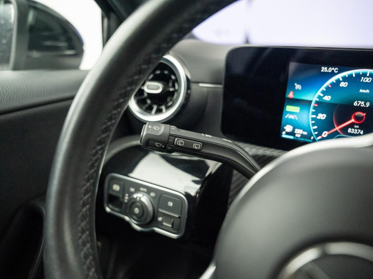 mercedes-benz-classe-a-2021-hibrido-a-gasolina-1332cc