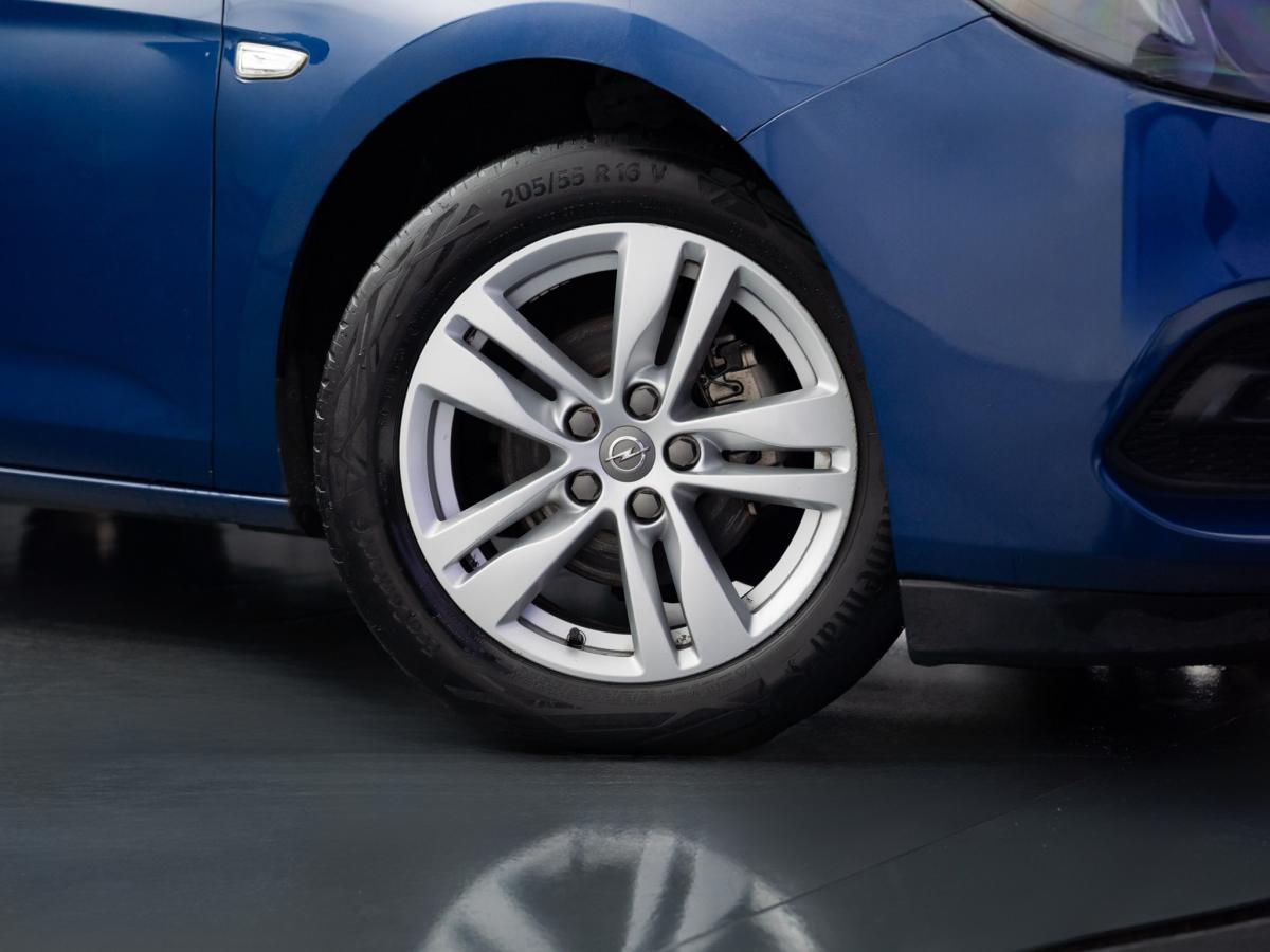 opel-astra-sport-tourer-2021-diesel-1496cc