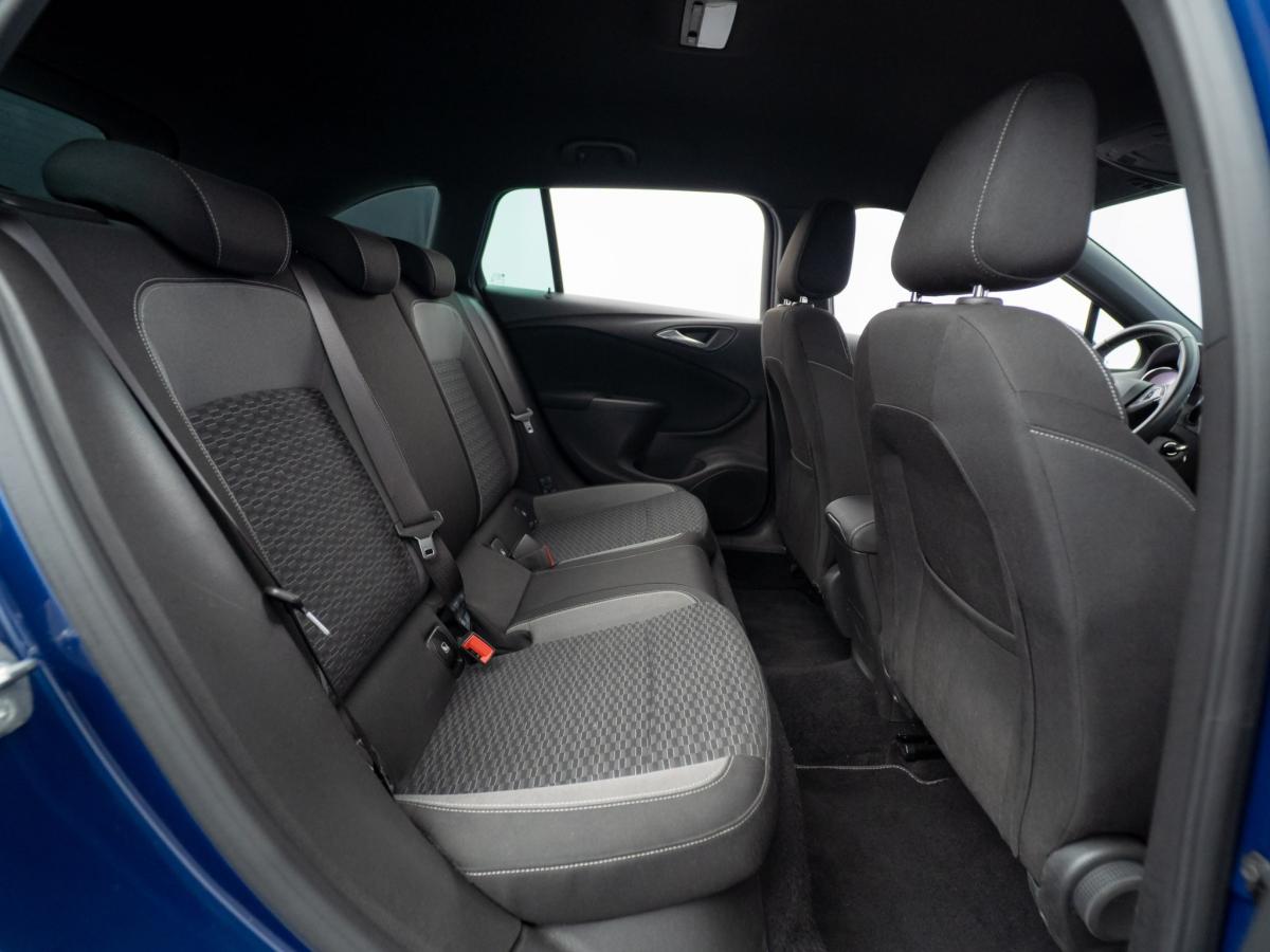 opel-astra-sport-tourer-2021-diesel-1496cc