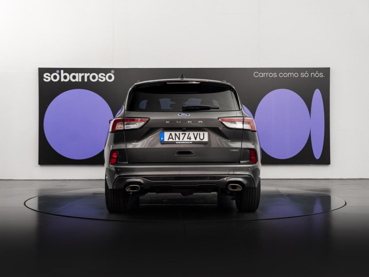 ford-kuga-2022-hibrido-a-gasolina-2488cc