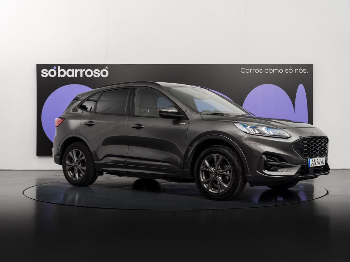 ford-kuga-2022-hibrido-a-gasolina-2488cc
