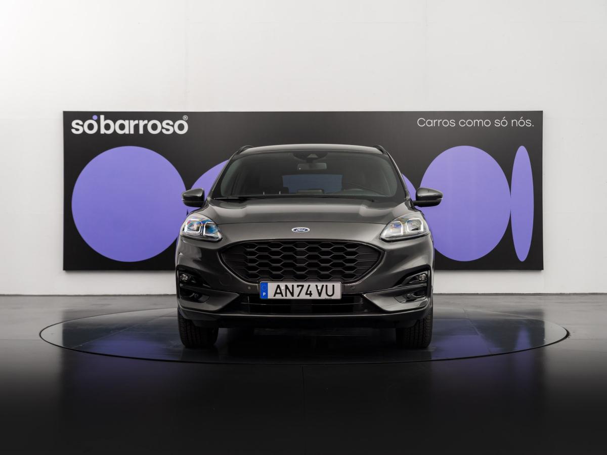 ford-kuga-2022-hibrido-a-gasolina-2488cc