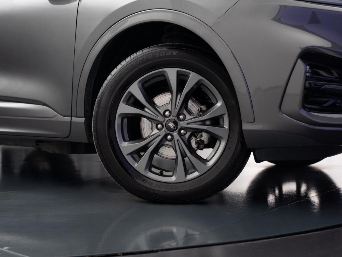 ford-kuga-2022-hibrido-a-gasolina-2488cc