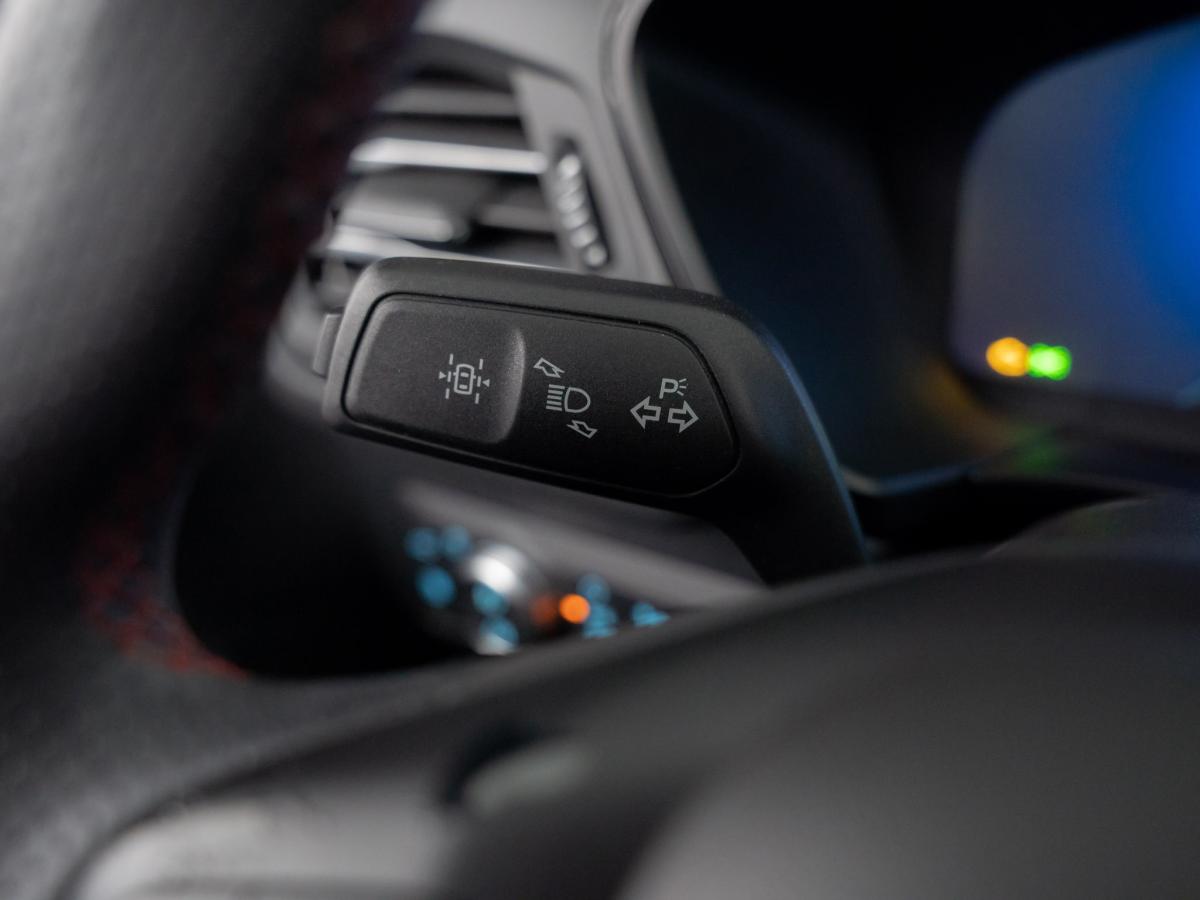 ford-kuga-2022-hibrido-a-gasolina-2488cc