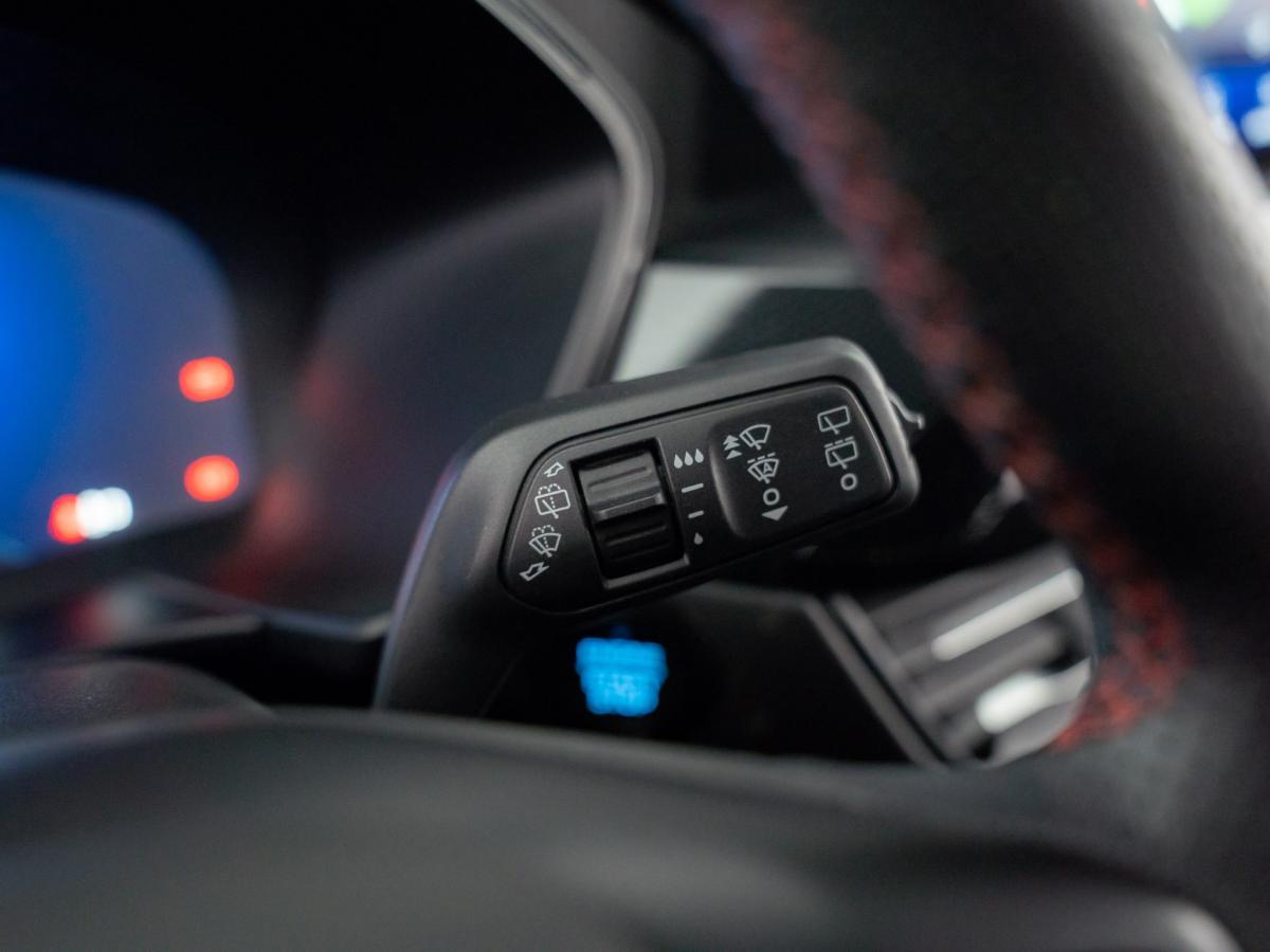 ford-kuga-2022-hibrido-a-gasolina-2488cc