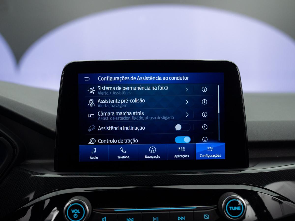 ford-kuga-2022-hibrido-a-gasolina-2488cc