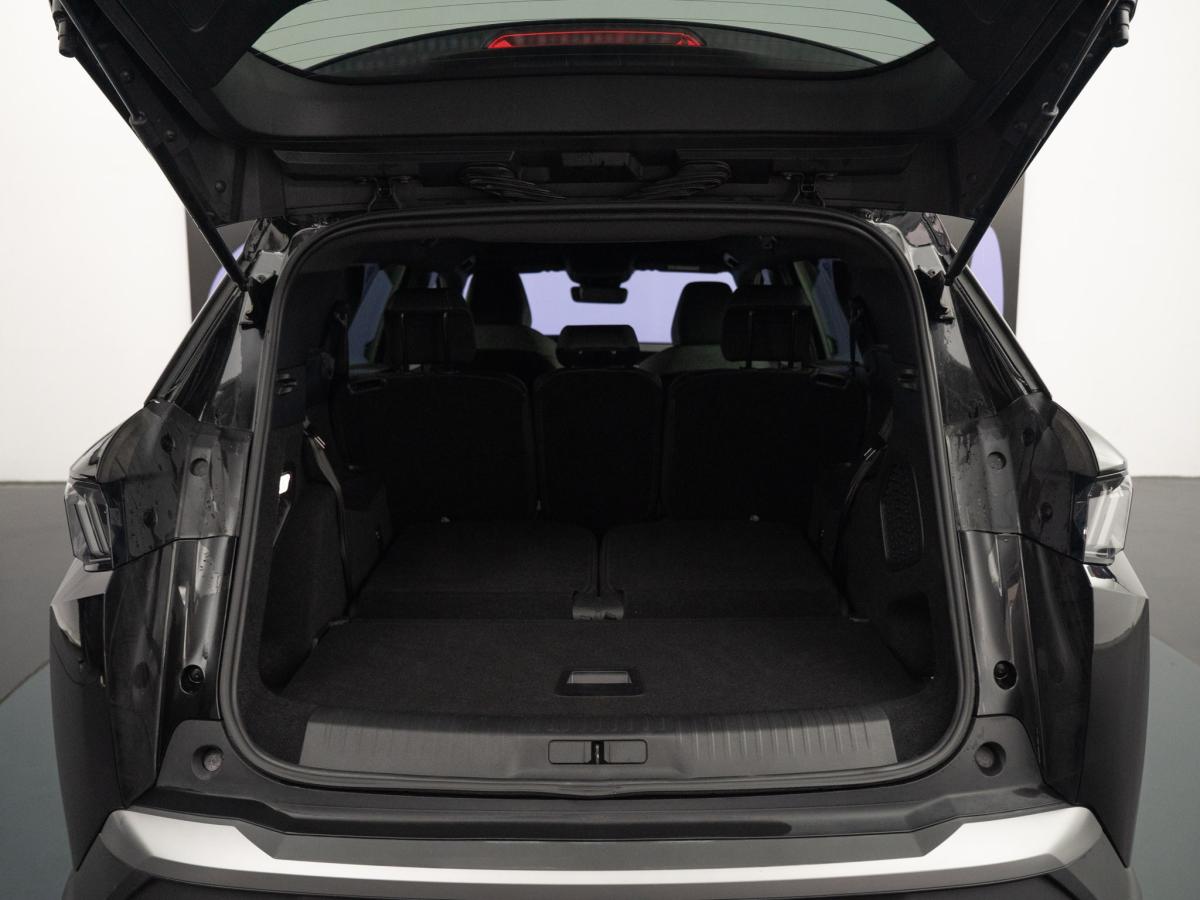 peugeot-5008-2024-hibrido-a-gasolina-1199cc