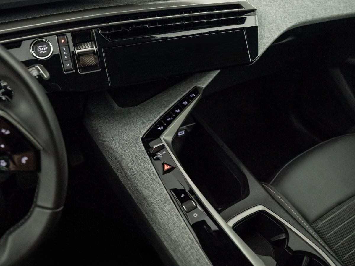 peugeot-5008-2024-hibrido-a-gasolina-1199cc