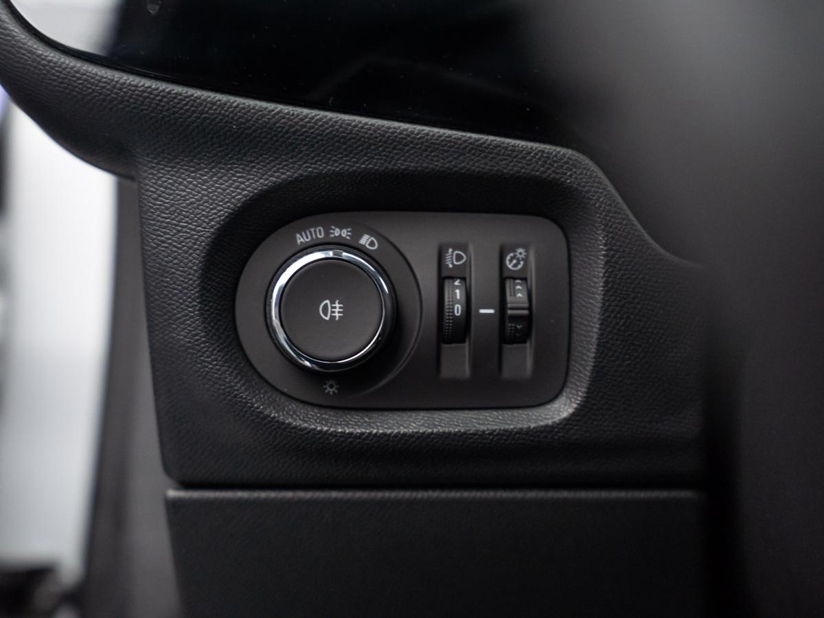 opel-corsa-2024-gasolina-1199cc