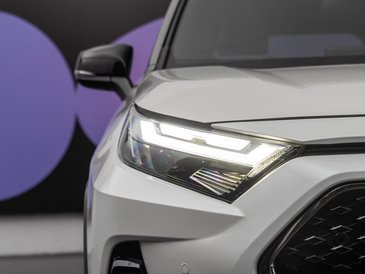 toyota-rav4-2022-hibrido-a-gasolina-2487cc