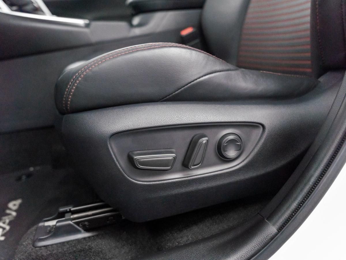 toyota-rav4-2022-hibrido-a-gasolina-2487cc