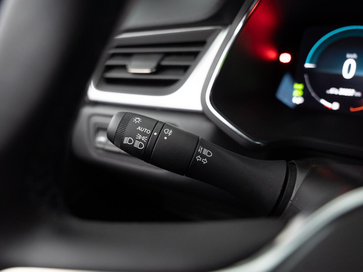 renault-captur-2024-hibrido-a-gasolina-1598cc