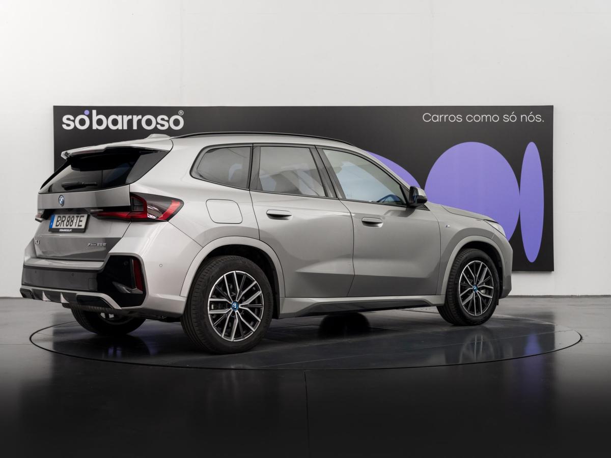 bmw-x1-2025-hibrido-a-gasolina-1499cc