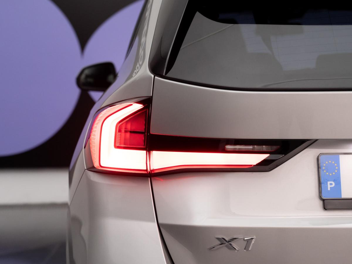 bmw-x1-2025-hibrido-a-gasolina-1499cc