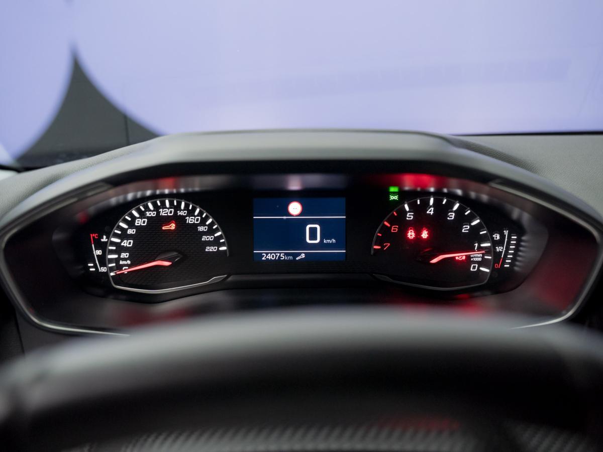 peugeot-208-2023-gasolina-1199cc