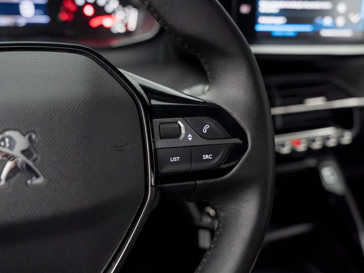 peugeot-208-2023-gasolina-1199cc