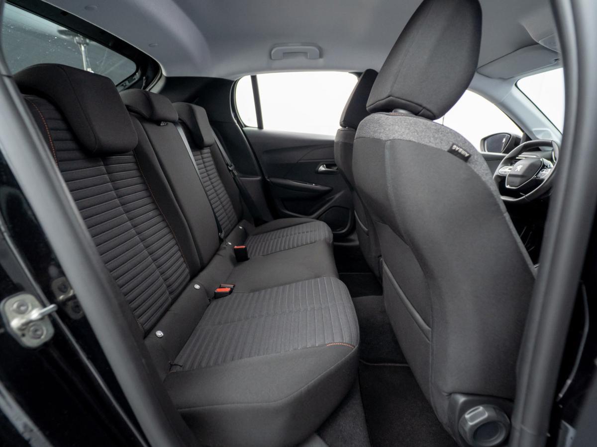 peugeot-208-2023-gasolina-1199cc