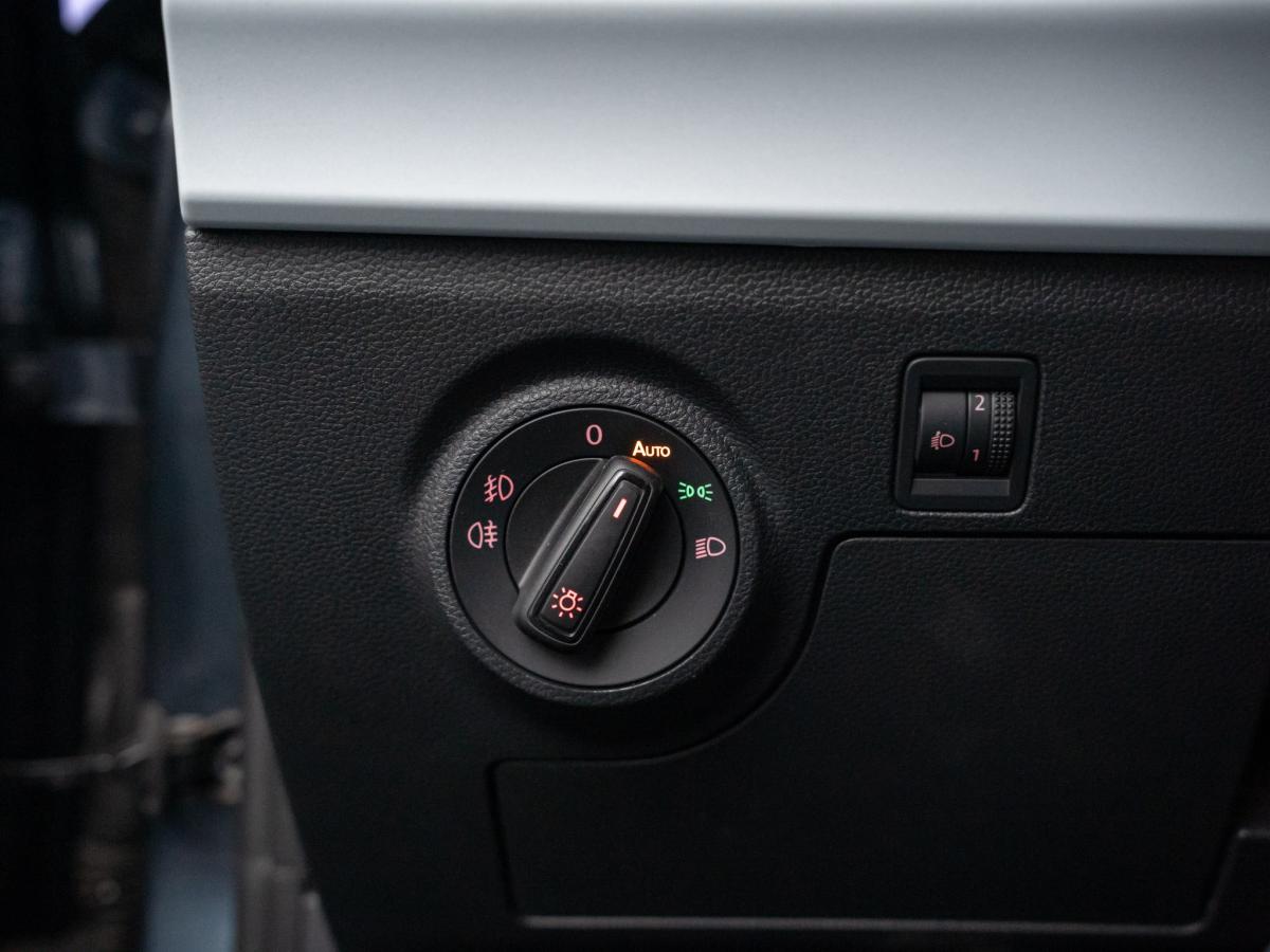 seat-ibiza-2023-gasolina-999cc