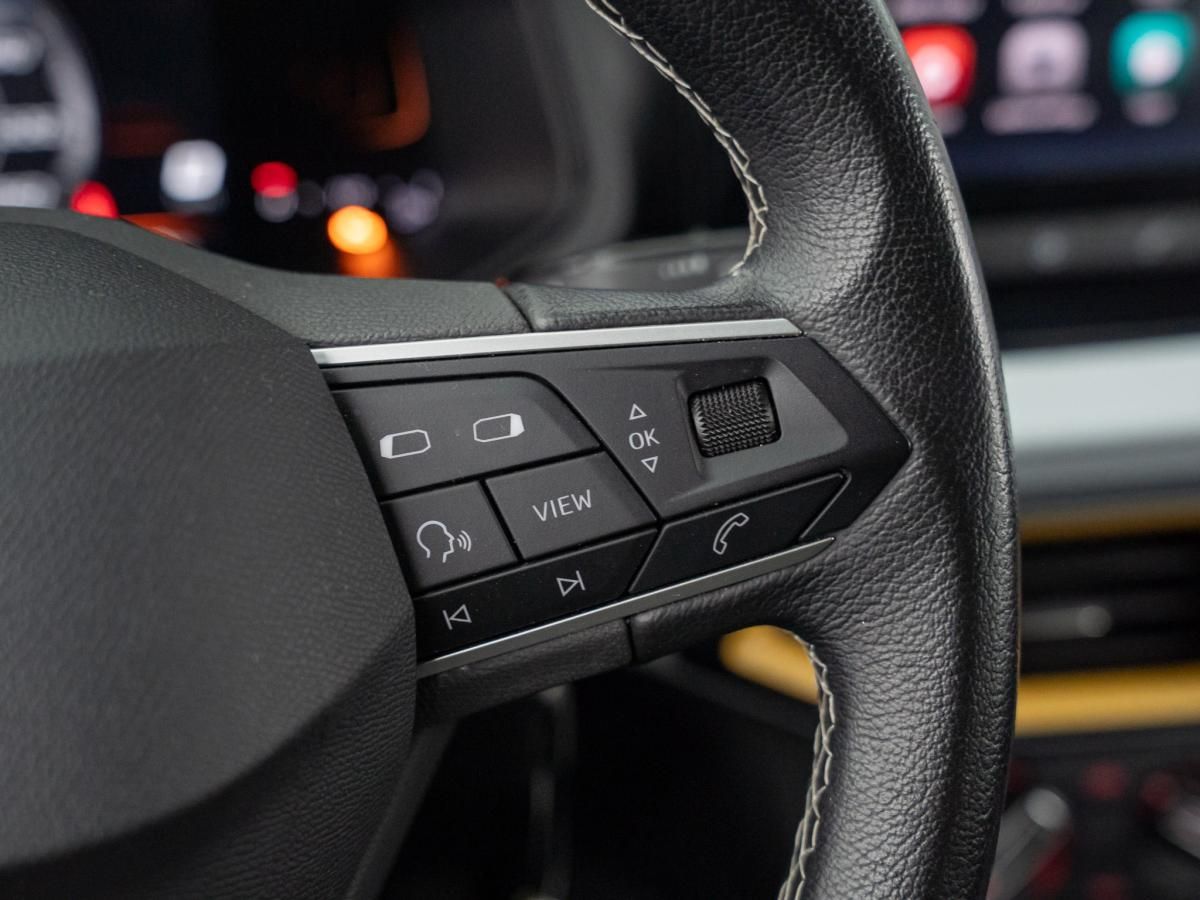 seat-ibiza-2023-gasolina-999cc