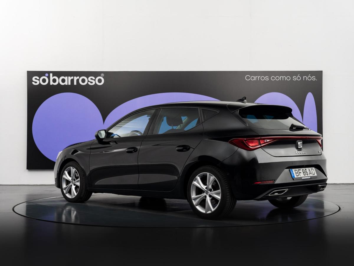 seat-leon-2023-gasolina-999cc