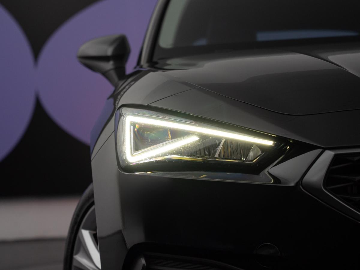 seat-leon-2023-gasolina-999cc