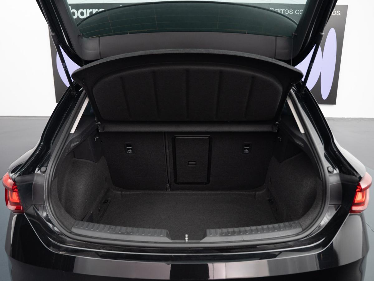 seat-leon-2023-gasolina-999cc