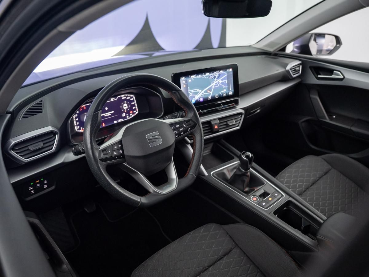 seat-leon-2023-gasolina-999cc