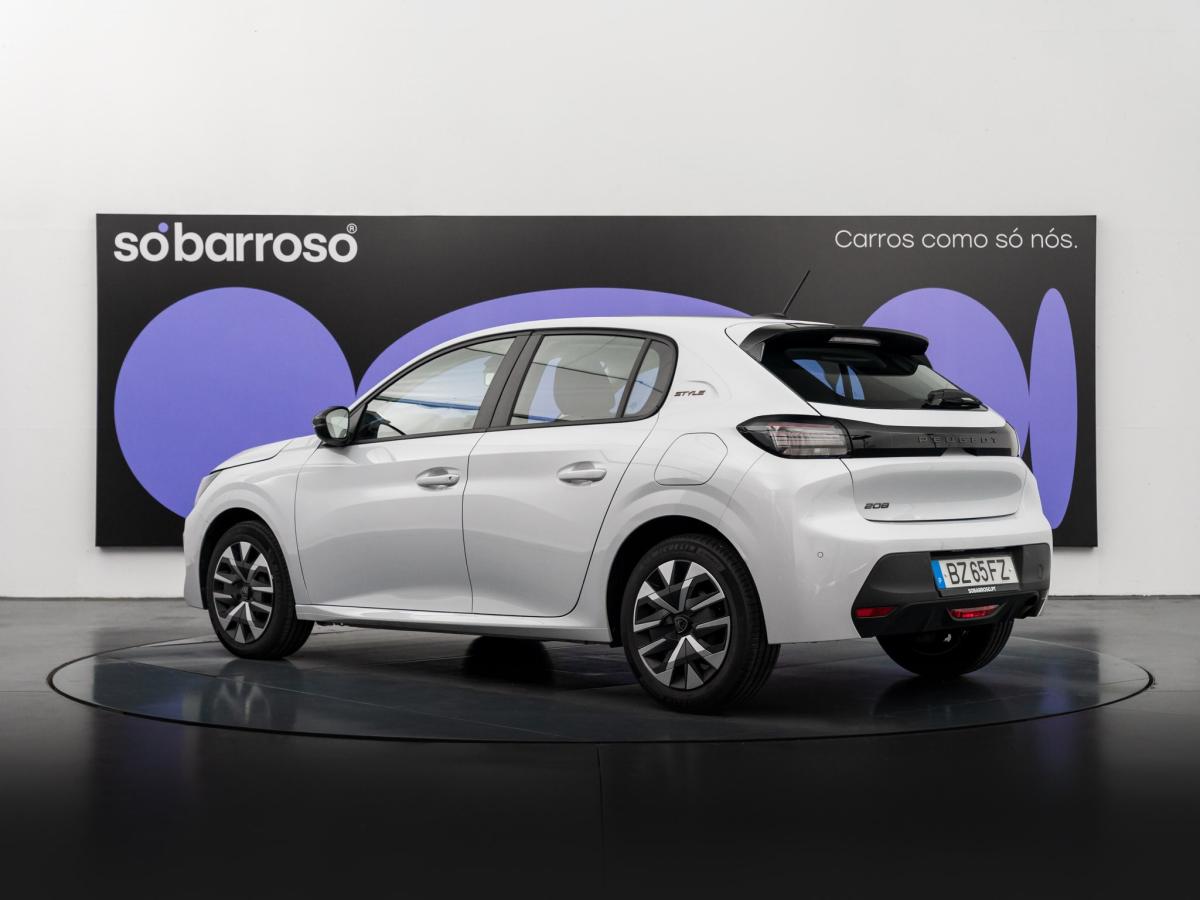peugeot-208-2025-gasolina-1199cc