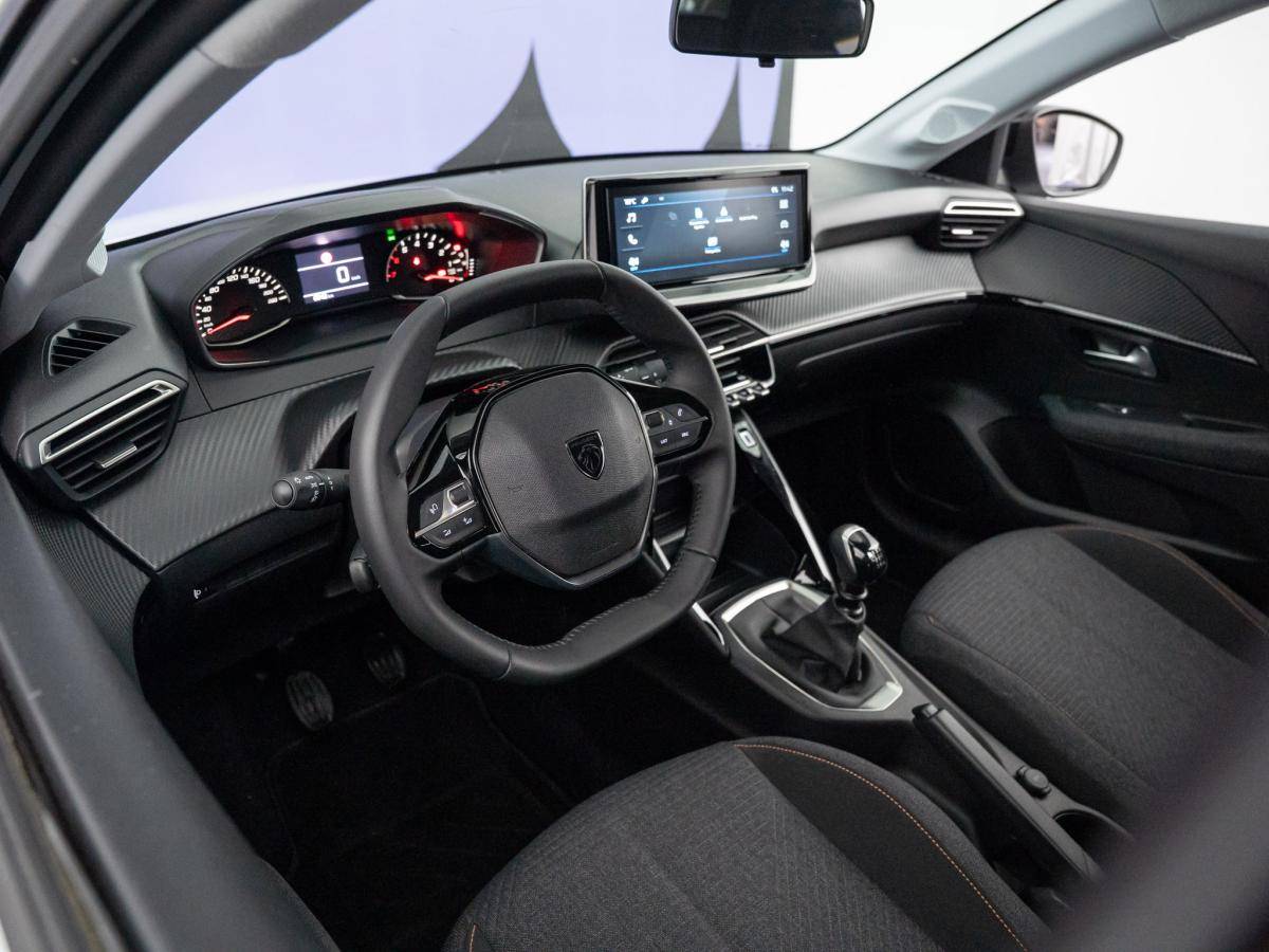 peugeot-208-2025-gasolina-1199cc
