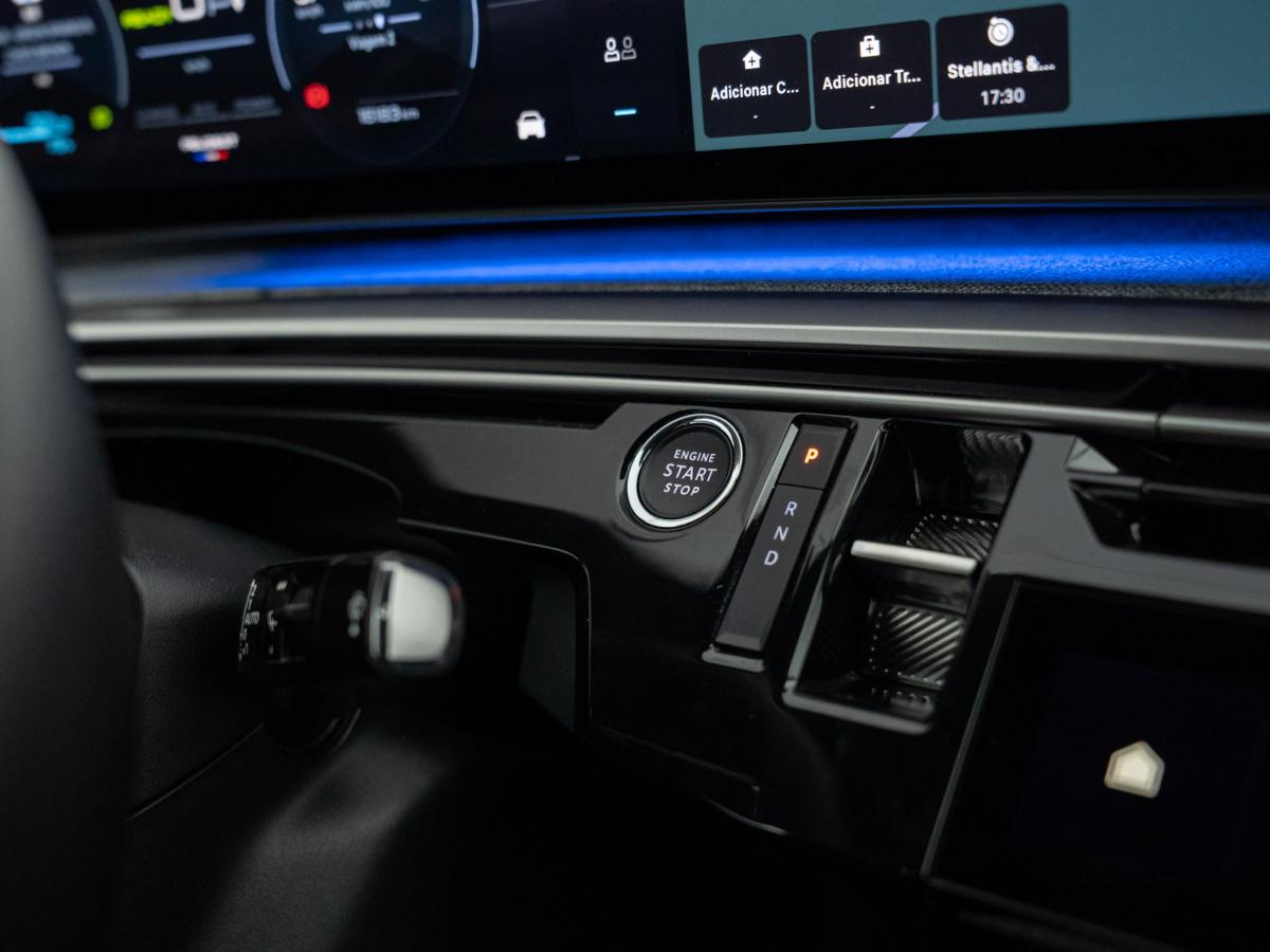 peugeot-e-3008-2025-eletrico-500cc