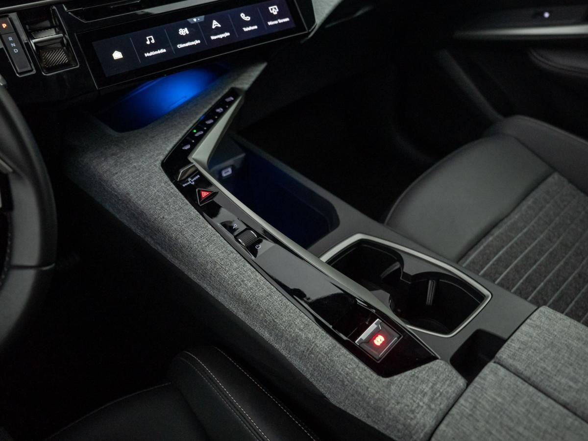 peugeot-e-3008-2025-eletrico-500cc