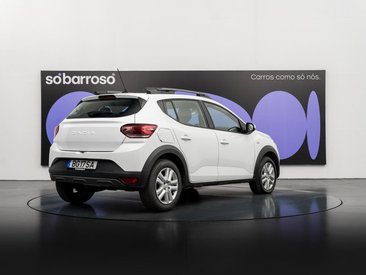 dacia-sandero-2024-gpl-999cc