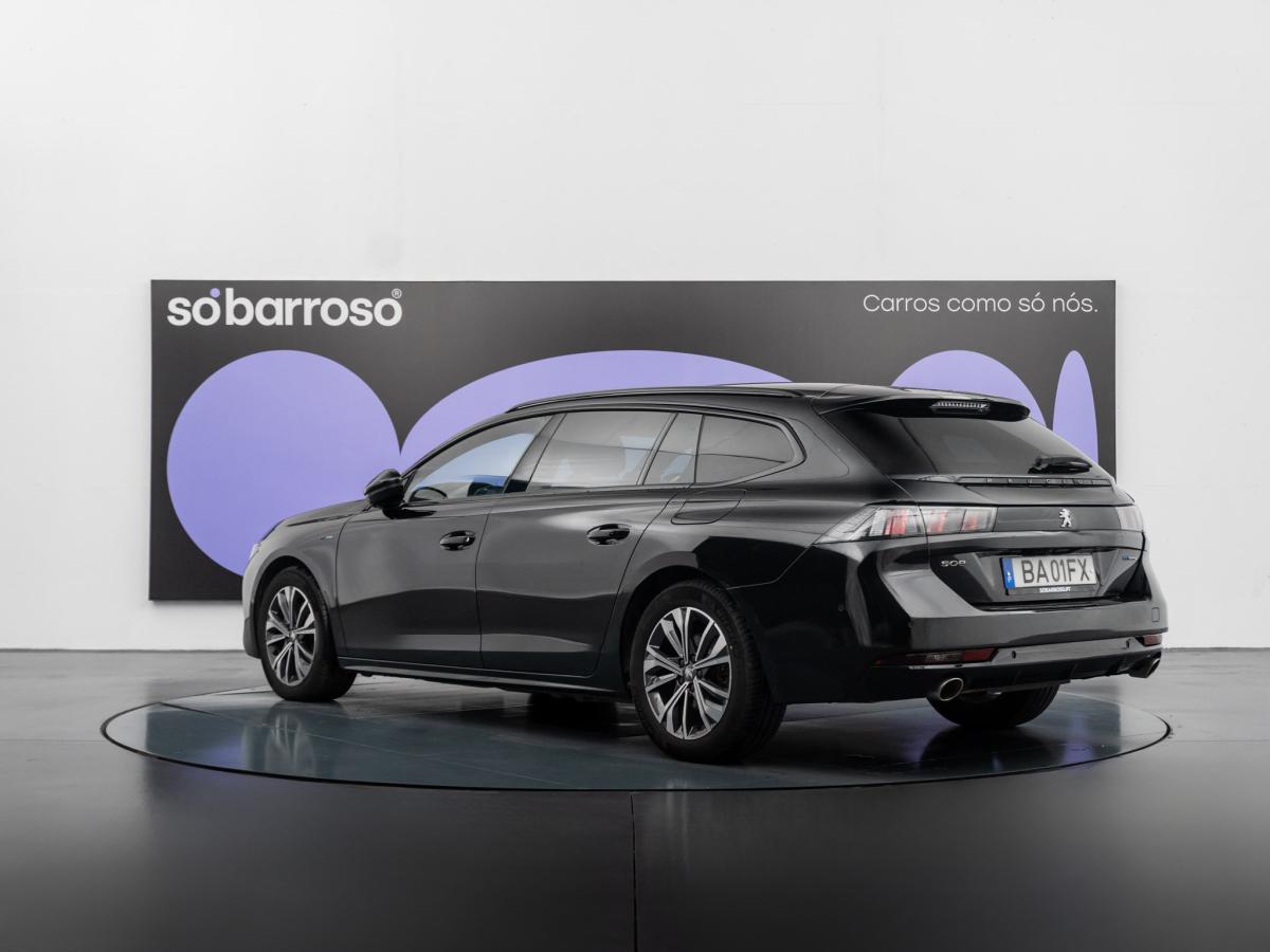 peugeot-508-sw-2023-hibrido-a-gasolina-1598cc