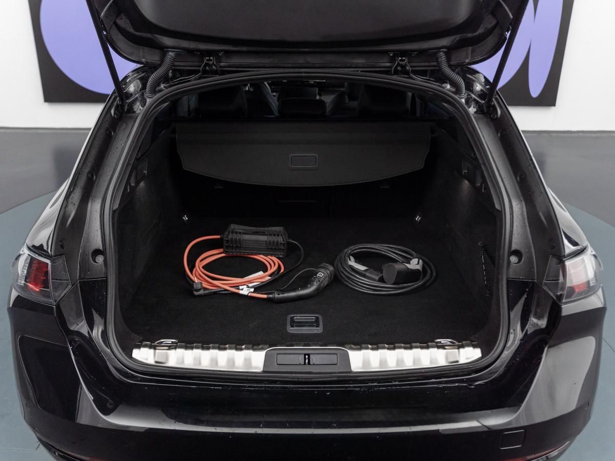 peugeot-508-sw-2023-hibrido-a-gasolina-1598cc