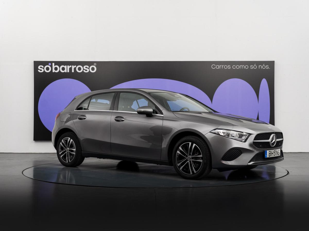 mercedes-benz-classe-a-2024-hibrido-a-gasolina-1332cc
