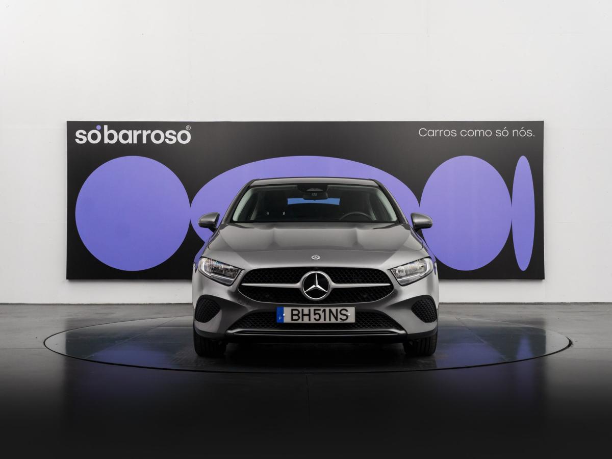 mercedes-benz-classe-a-2024-hibrido-a-gasolina-1332cc