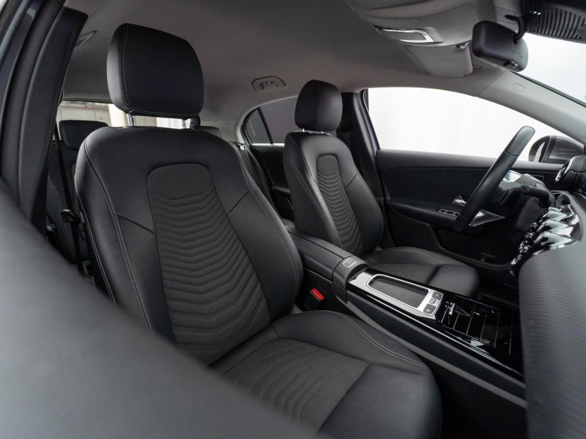 mercedes-benz-classe-a-2024-hibrido-a-gasolina-1332cc