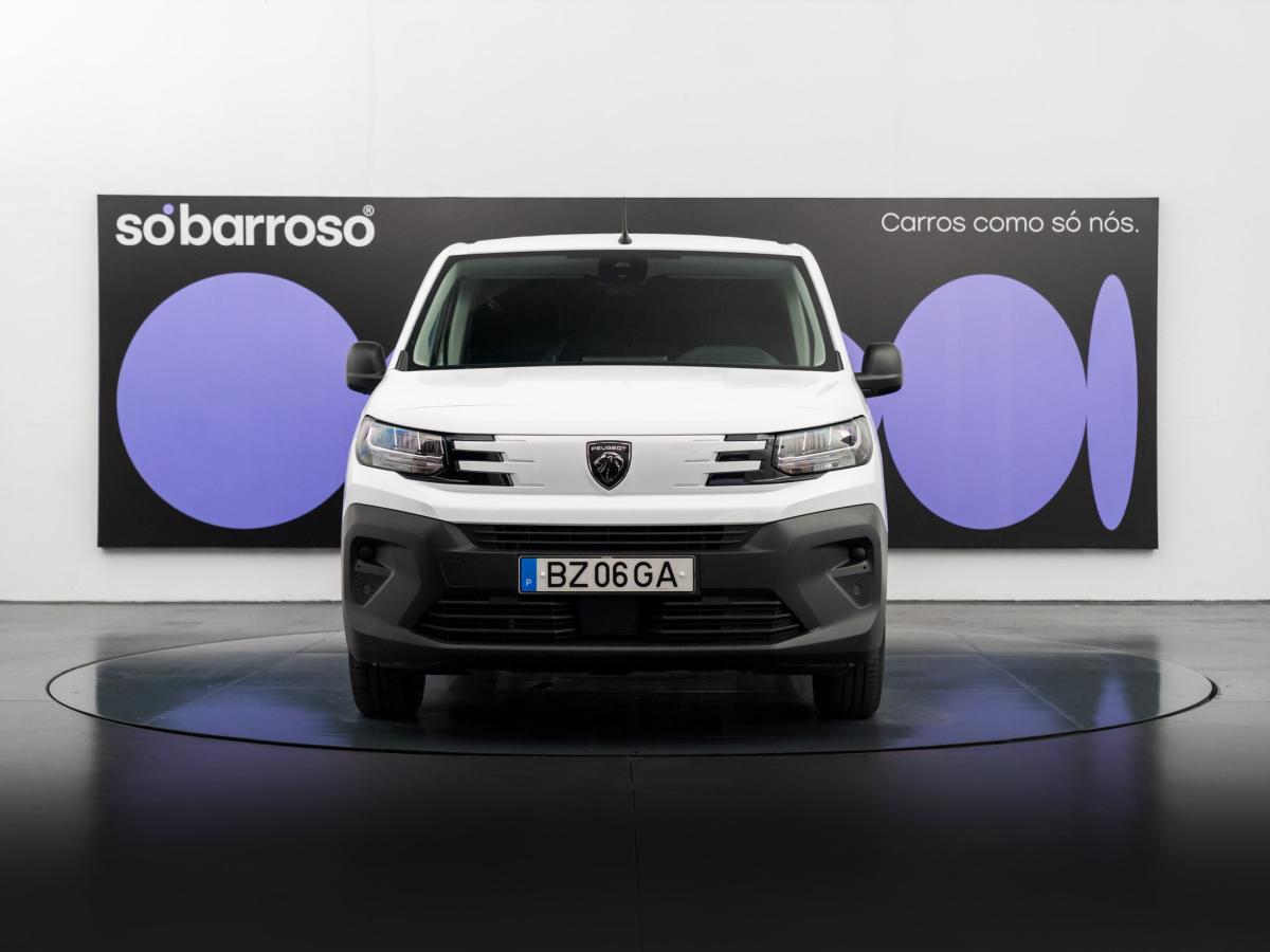 peugeot-partner-2025-diesel-1499cc