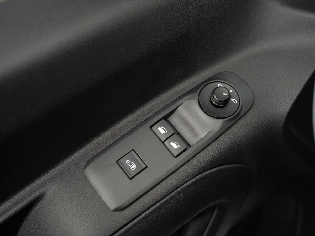 peugeot-partner-2025-diesel-1499cc