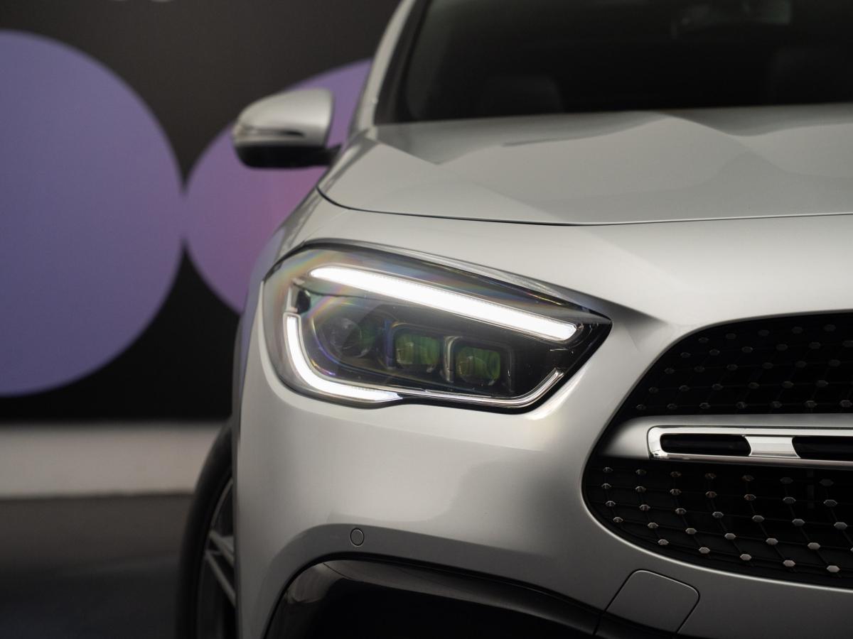mercedes-benz-gla-2022-hibrido-a-gasolina-1332cc