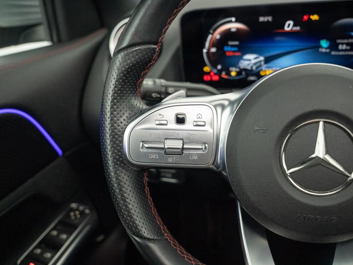 mercedes-benz-gla-2022-hibrido-a-gasolina-1332cc