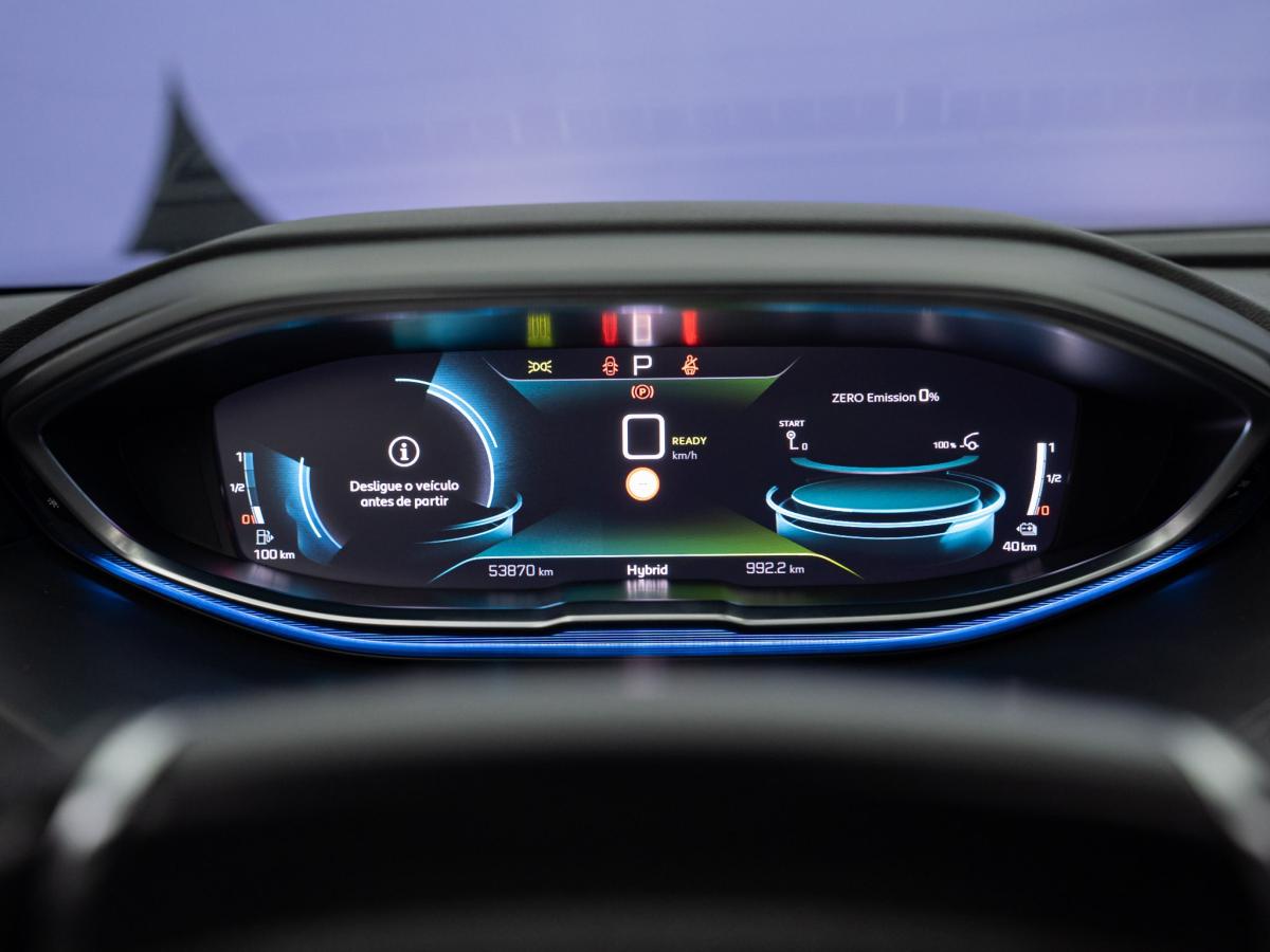 peugeot-3008-2023-hibrido-a-gasolina-1598cc
