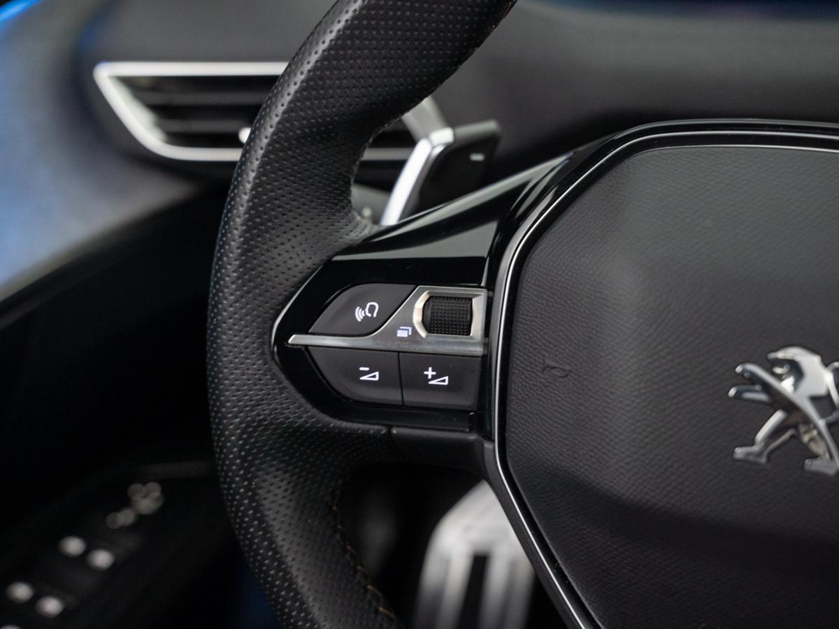 peugeot-3008-2023-hibrido-a-gasolina-1598cc