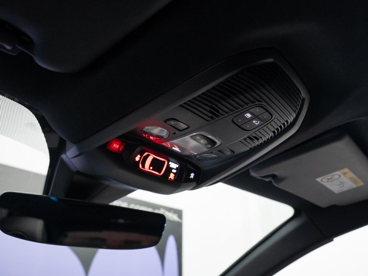 peugeot-3008-2023-hibrido-a-gasolina-1598cc