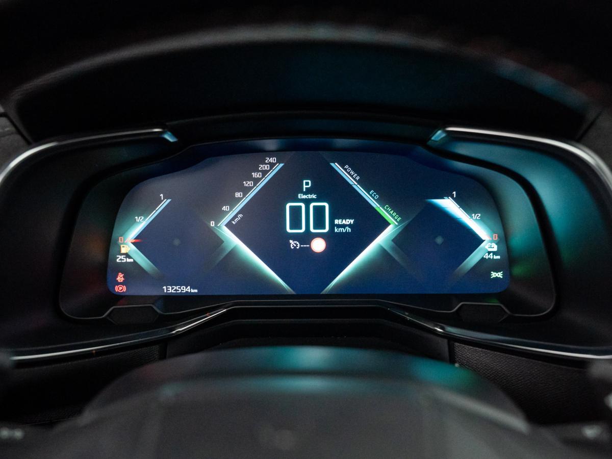 ds-ds-7-crossback-2022-hibrido-a-gasolina-1598cc