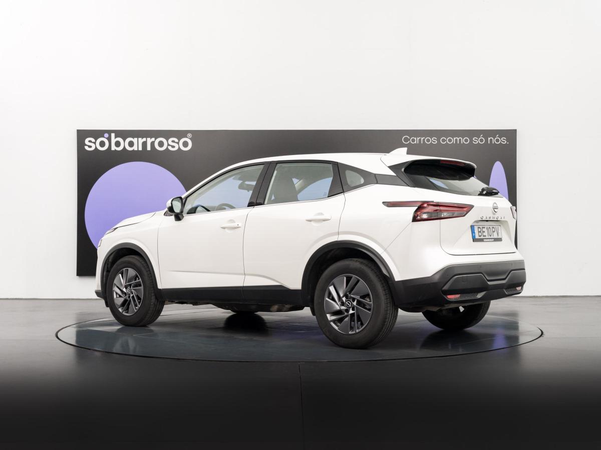nissan-qashqai-2023-hibrido-a-gasolina-1332cc