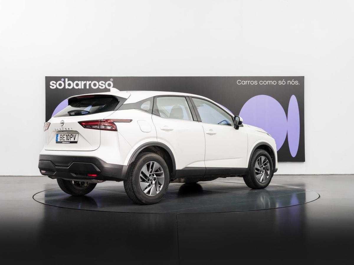nissan-qashqai-2023-hibrido-a-gasolina-1332cc