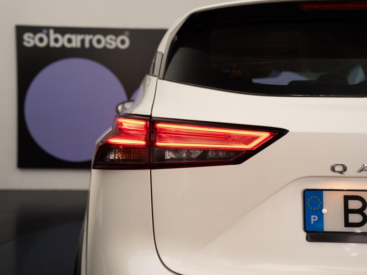 nissan-qashqai-2023-hibrido-a-gasolina-1332cc
