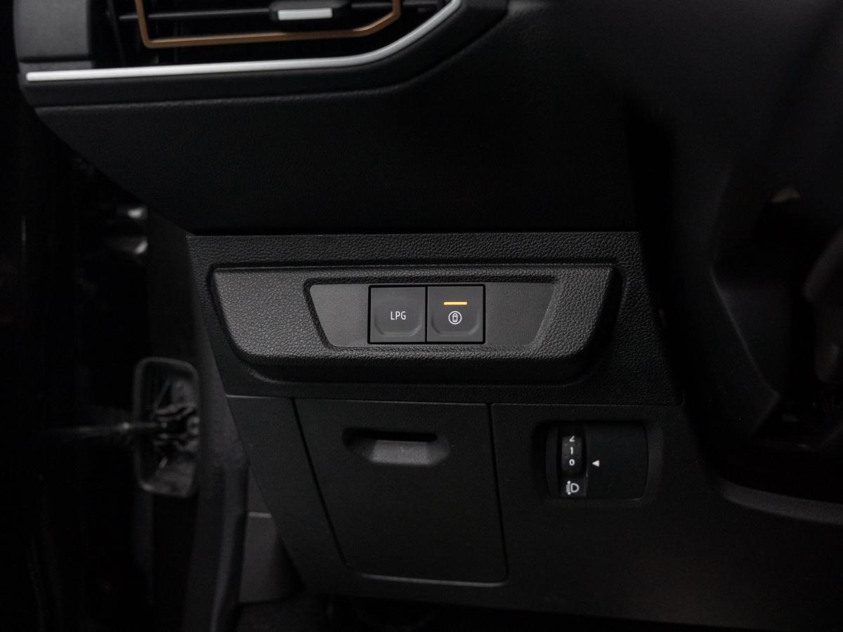 dacia-sandero-2025-gpl-999cc