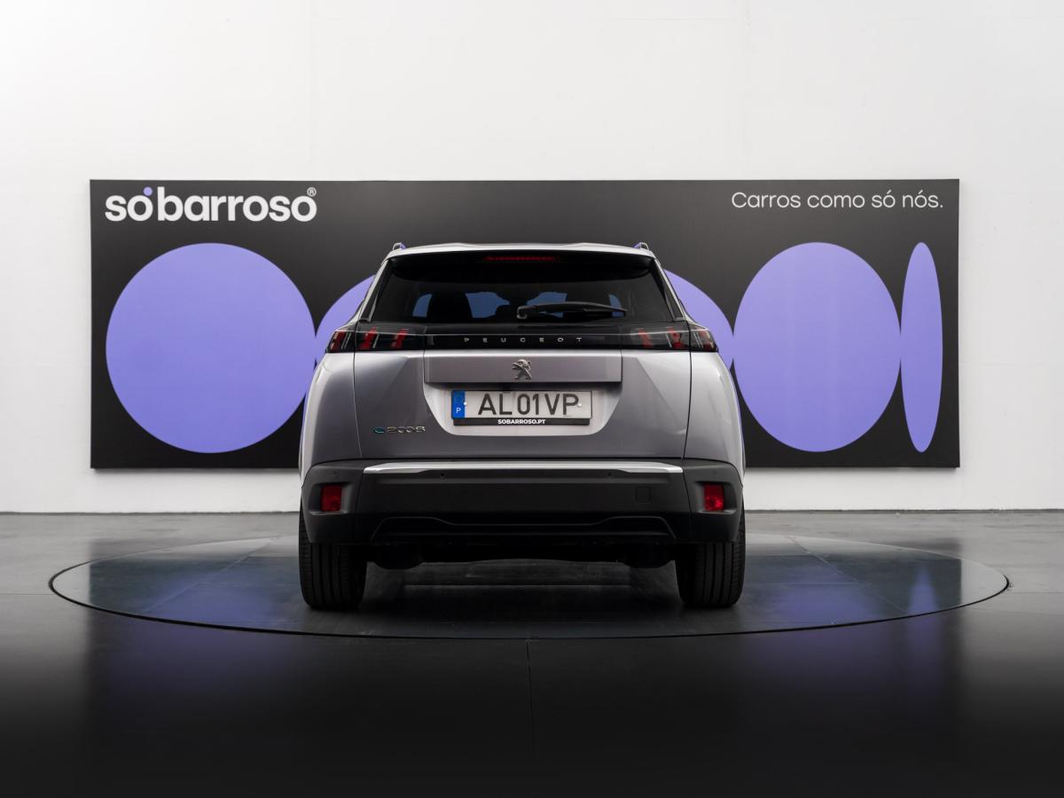 peugeot-2008-2021-eletrico-500cc